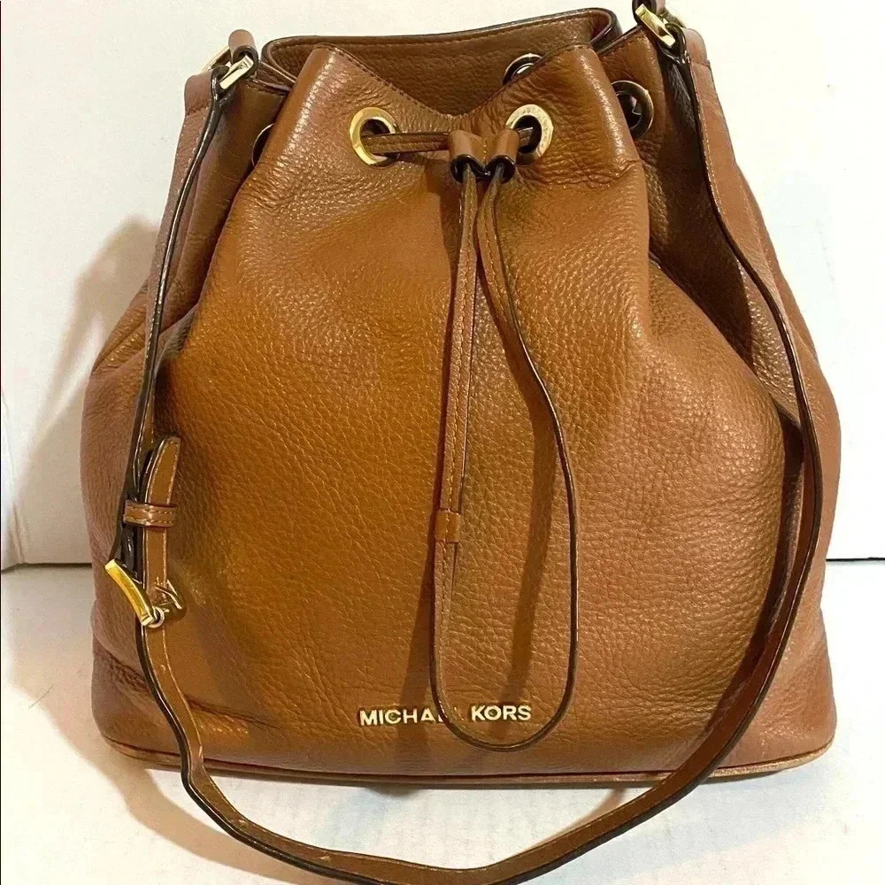 Michael kors brown leather satchel handbag